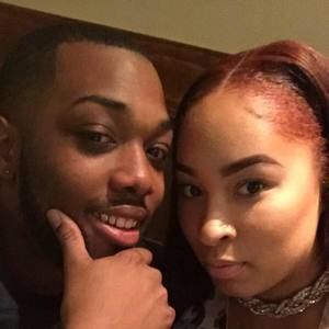 Meet your Posher, Tev